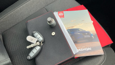 Nissan Qashqai 1.3 DiG-T MH N-Connecta 5dr Petrol Hatchback